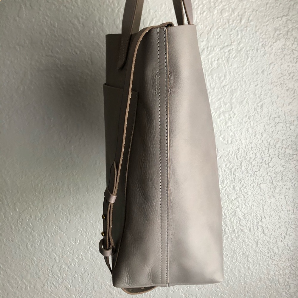 ❣️SOLD - Madewell Medium Transport Tote Stonewall - Picture 5 of 8